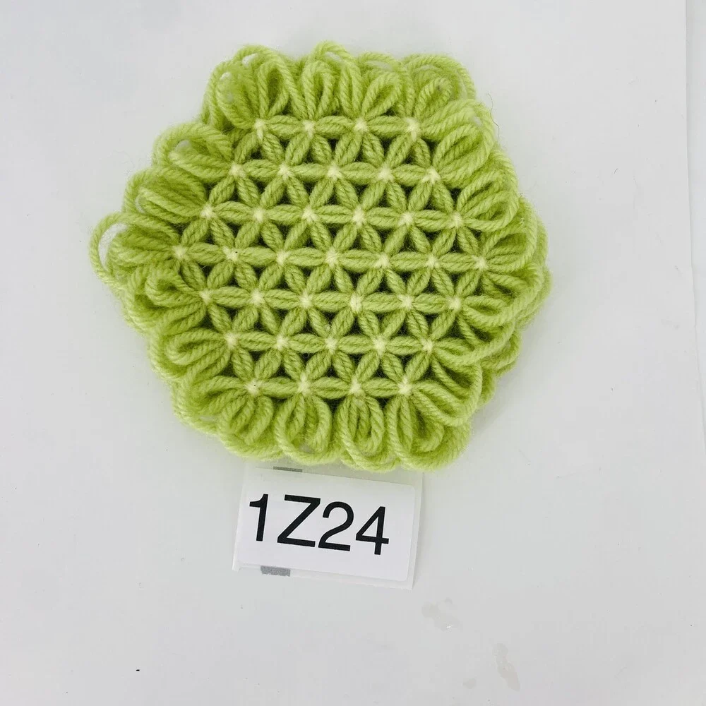 Vintage Handcrafted 5.5” Green Puffy Star Daisy Thick Crochet Potholder Trivet